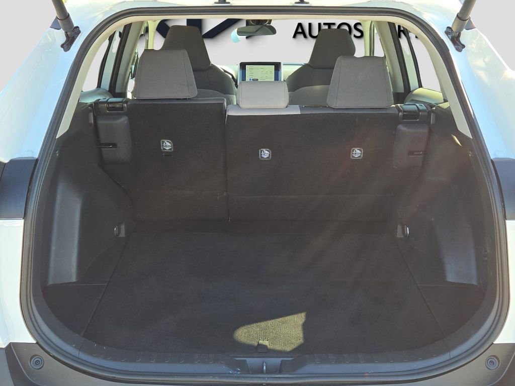 Used 2024 Toyota RAV4 XLE image 11