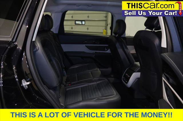 Used 2024 Lincoln Nautilus Reserve w/ Equipment Group 202A image 14