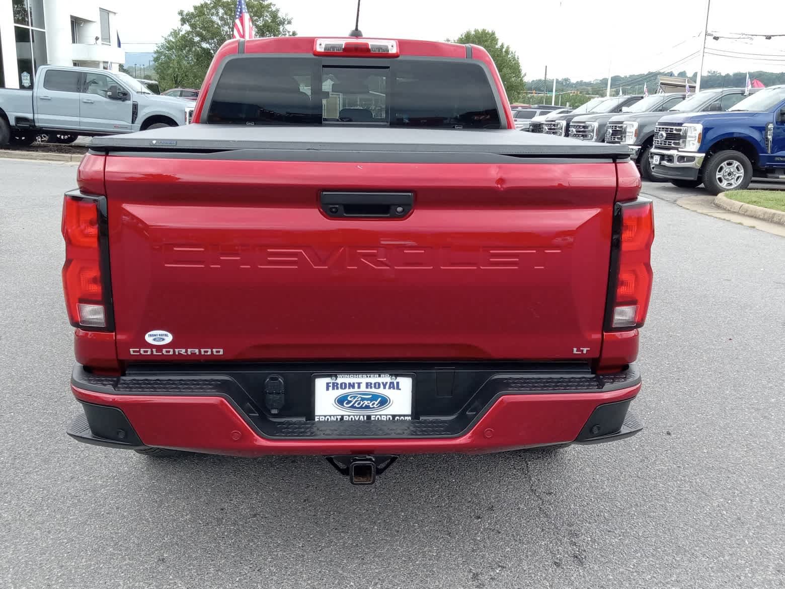 Used 2023 Chevrolet Colorado LT w/ LT Convenience Package III AWD/4WD image 3
