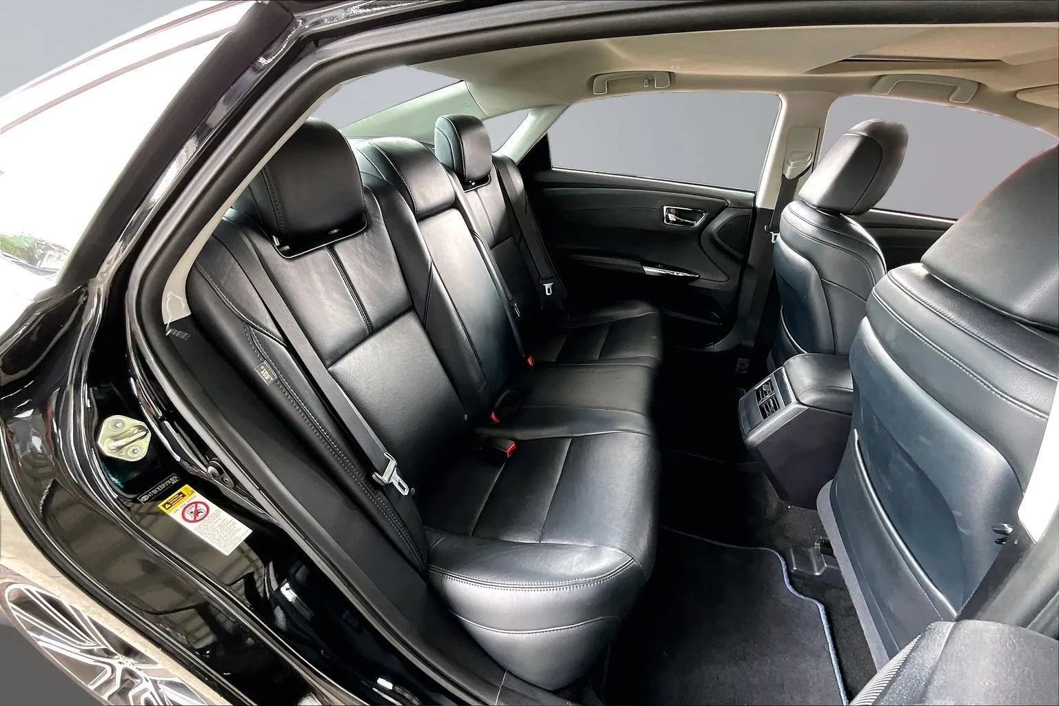 Used 2015 Toyota Avalon XLE Touring Sport Edition FWD image 22