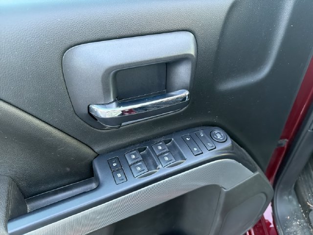 Used 2017 Chevrolet Silverado 1500 LT AWD/4WD image 20