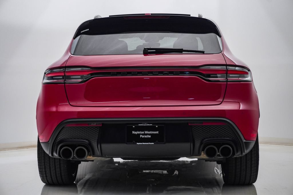 Certified 2026 Porsche Macan AWD/4WD image 10