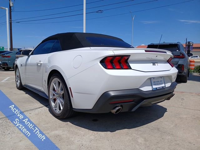 Used 2024 Ford Mustang GT Premium image 7