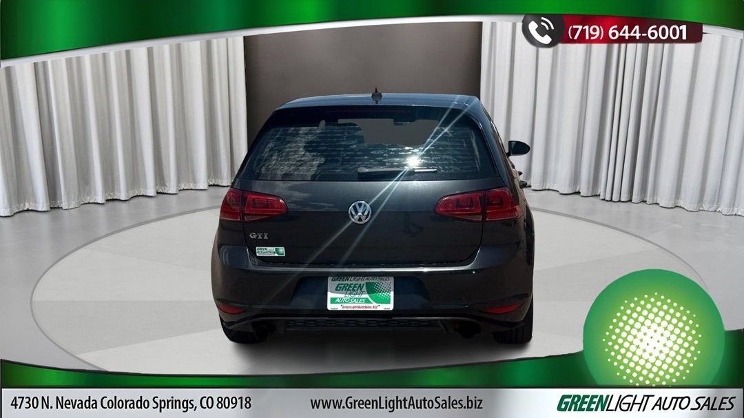 Used 2016 Volkswagen GTI SE FWD image 4