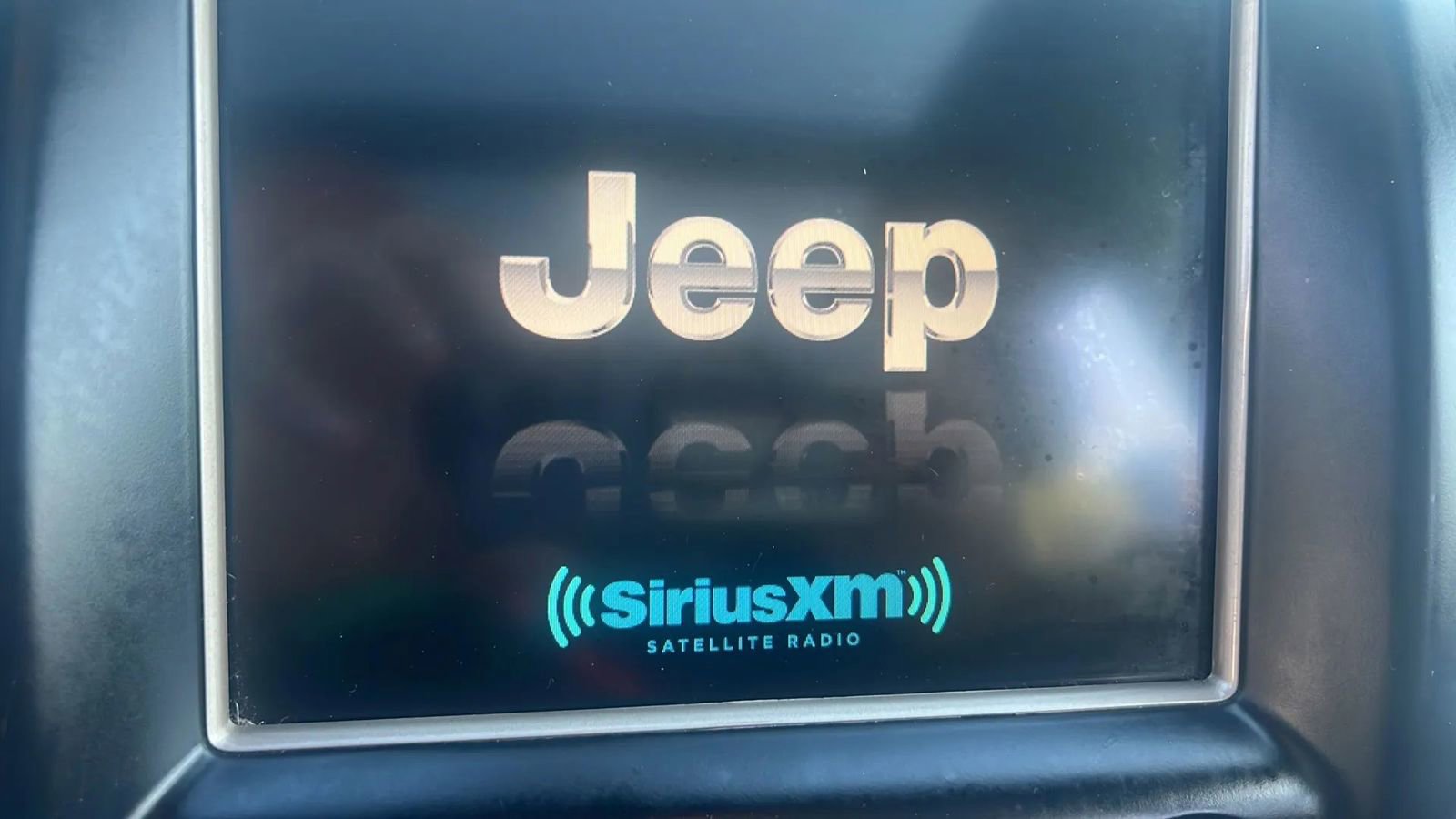 Used 2015 Jeep Grand Cherokee Limited w/ Luxury Group II RWD image 23