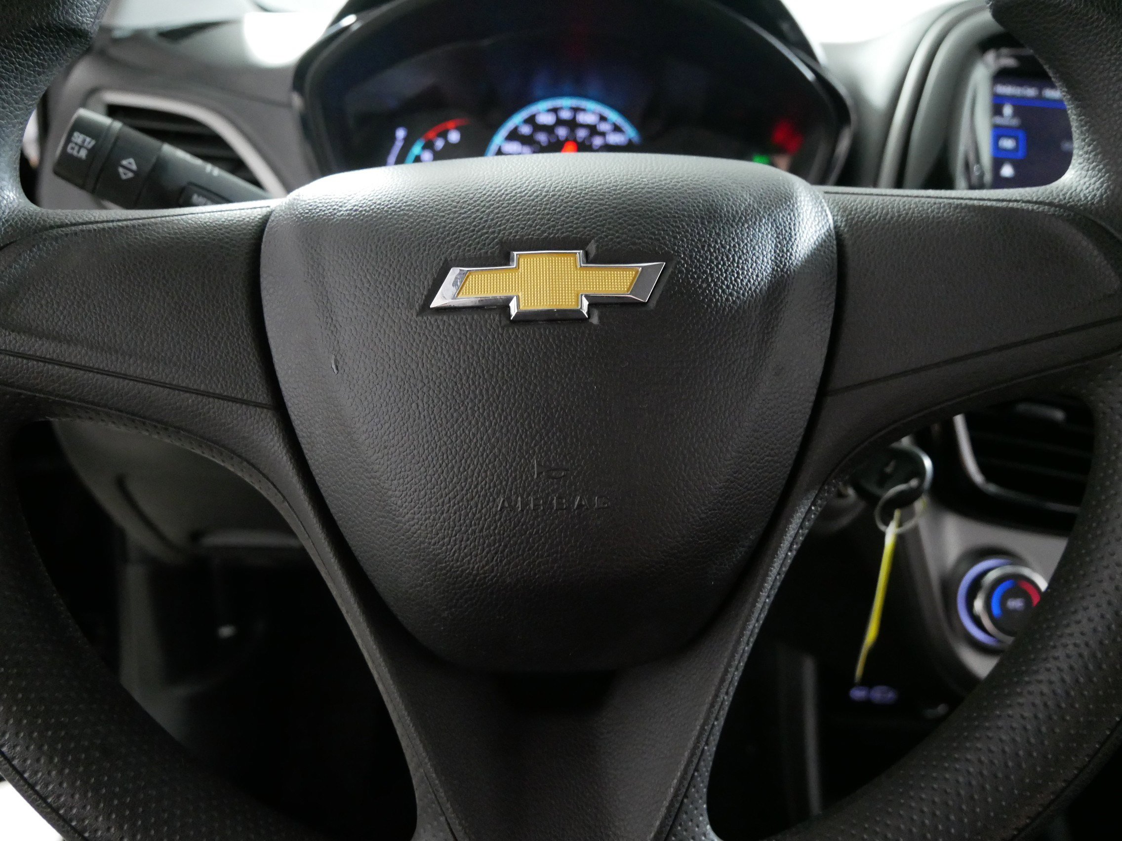 Used 2022 Chevrolet Spark LS image 25