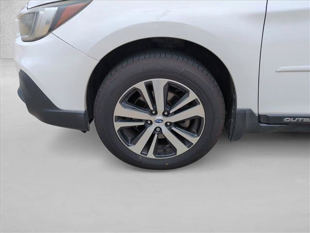 Used 2018 Subaru Outback 2.5i Limited AWD/4WD image 22
