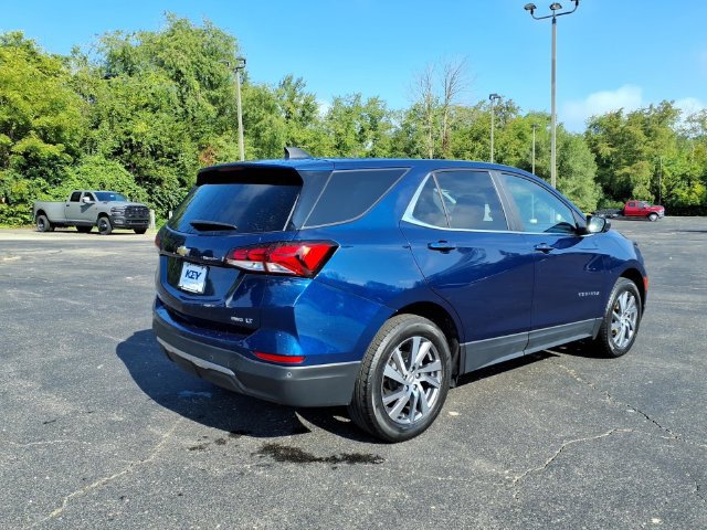 Used 2023 Chevrolet Equinox LT AWD/4WD image 7