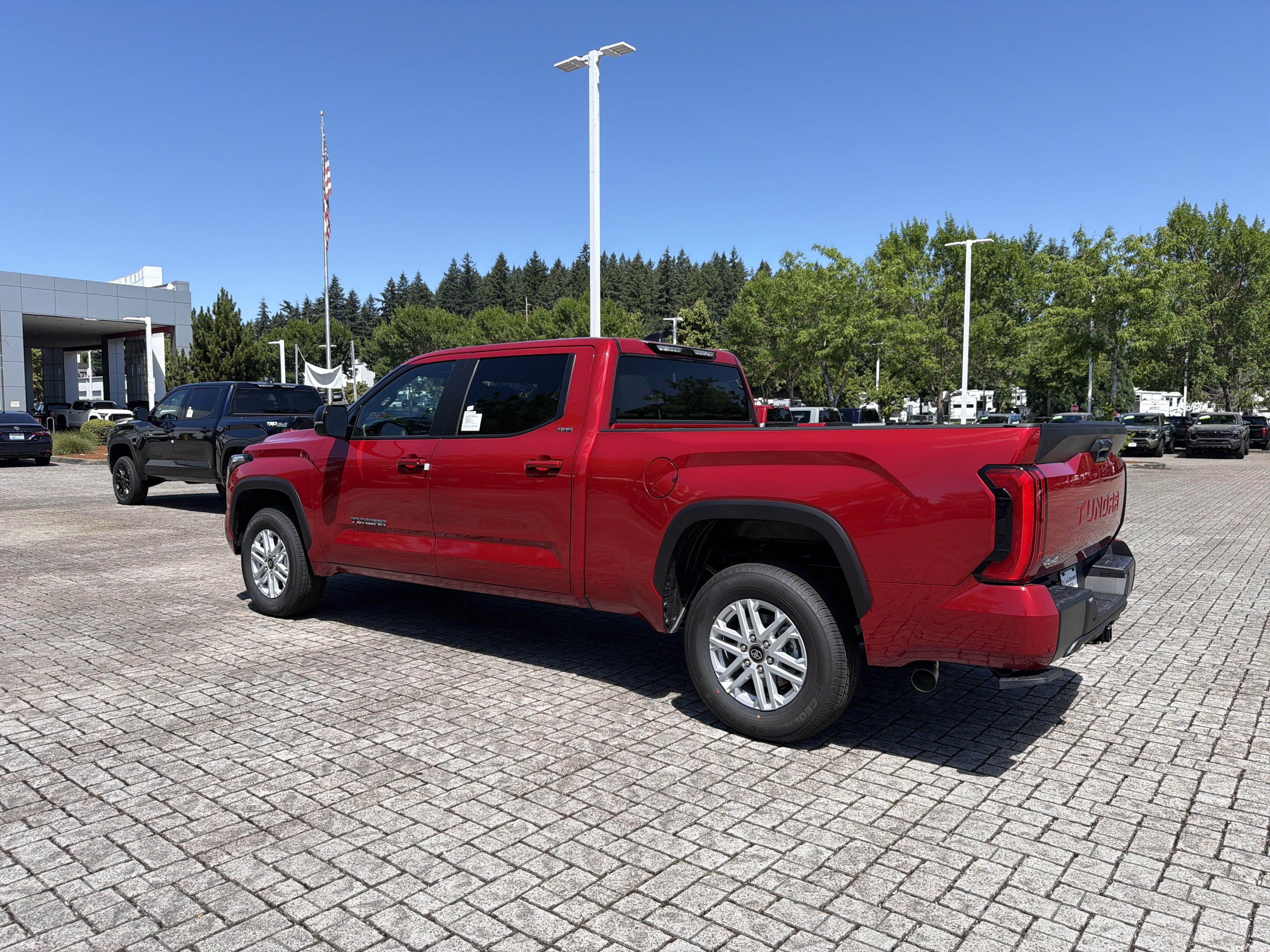 New 2026 Toyota Tundra SR5 w/ SR5 Premium Package AWD/4WD image 5