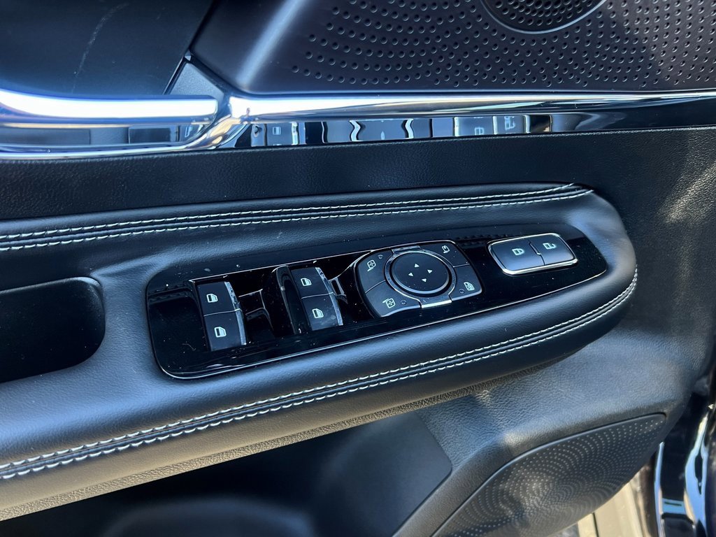 New 2026 Lincoln Corsair Premiere AWD/4WD image 24