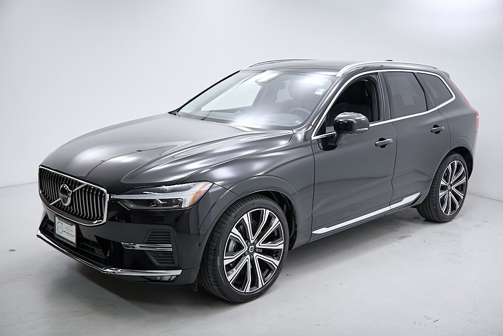 Certified 2023 Volvo XC60 B6 Ultimate w/ Protection Package Premier image 6