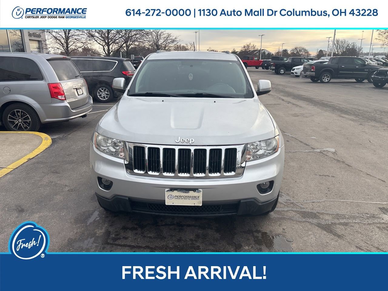 Used 2012 Jeep Grand Cherokee Laredo w/ Laredo E Group image 9