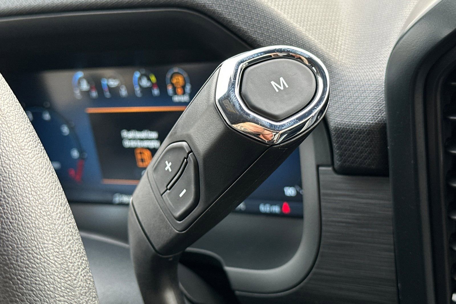 New 2025 Ford F150 XL w/ Equipment Group 103A High image 19