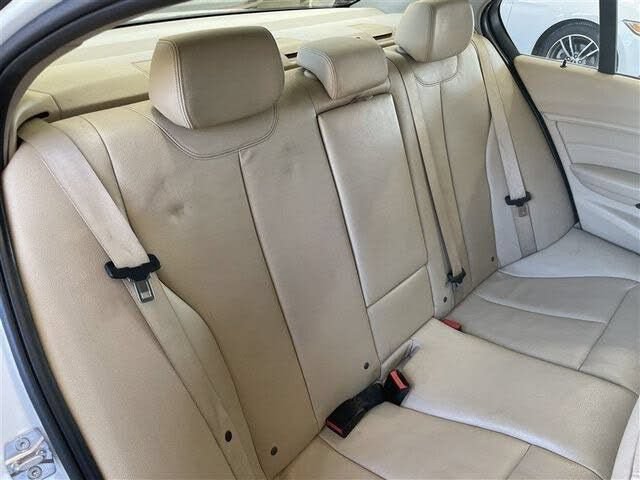 Used 2015 BMW 320i xDrive Sedan AWD/4WD image 22