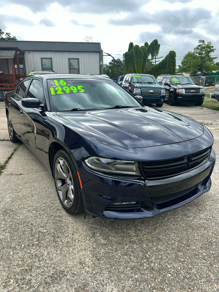 Used 2016 Dodge Charger SXT w/ Rallye Group image 5