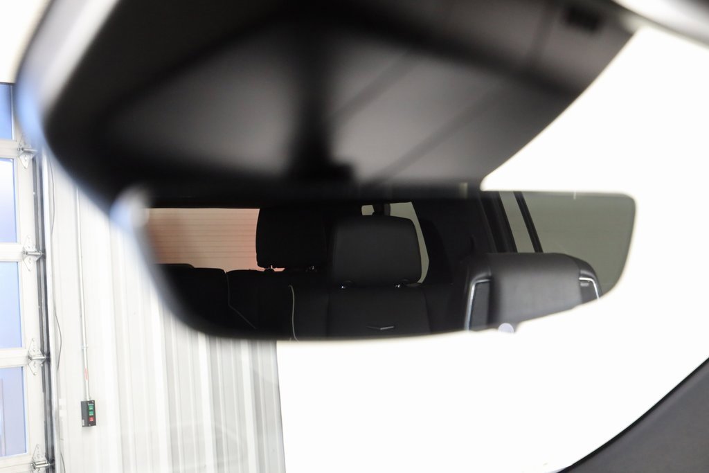 Used 2025 Cadillac Escalade ESV Sport w/ Touring Package image 41