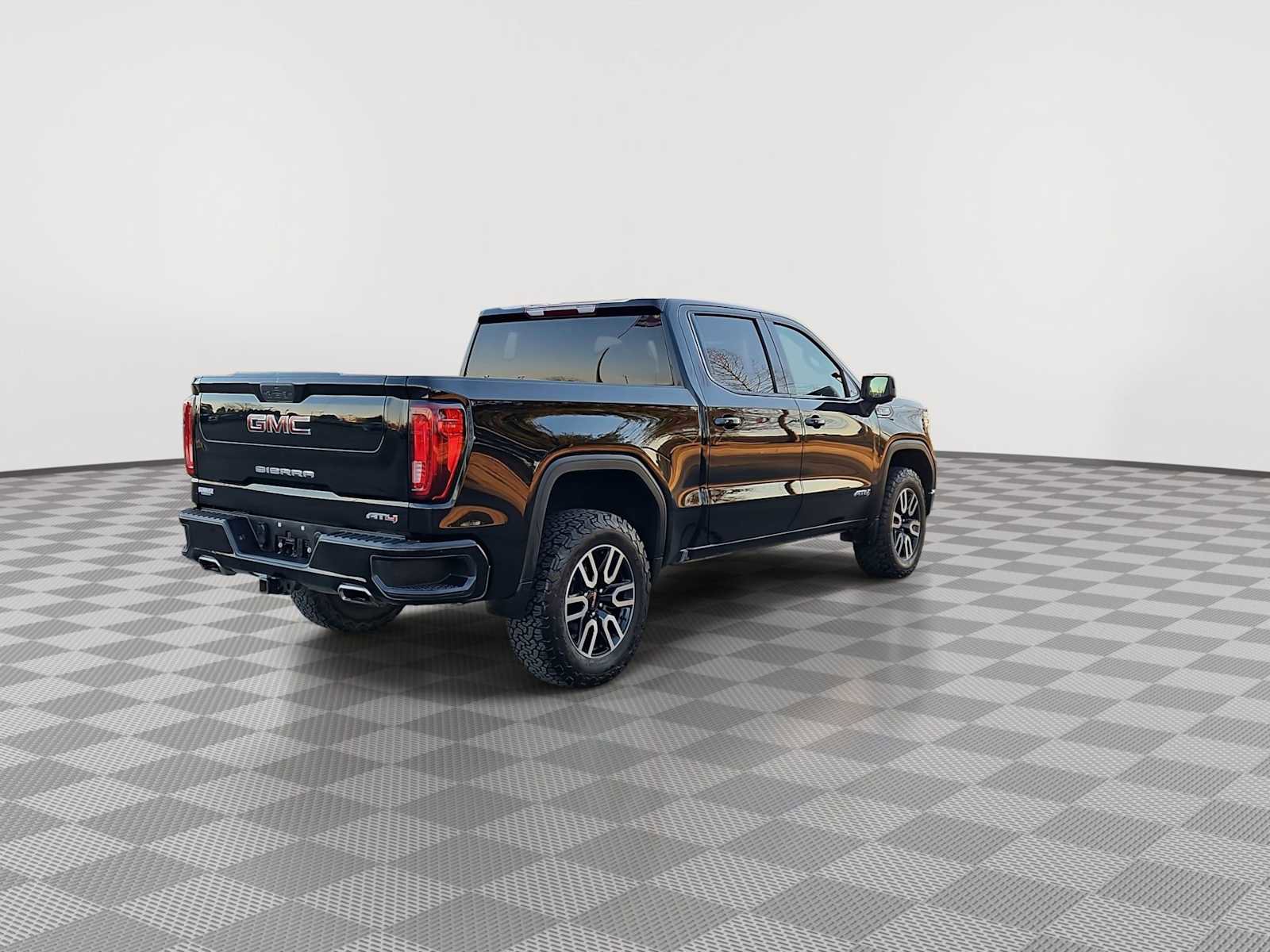 Used 2021 GMC Sierra 1500 AT4 image 8
