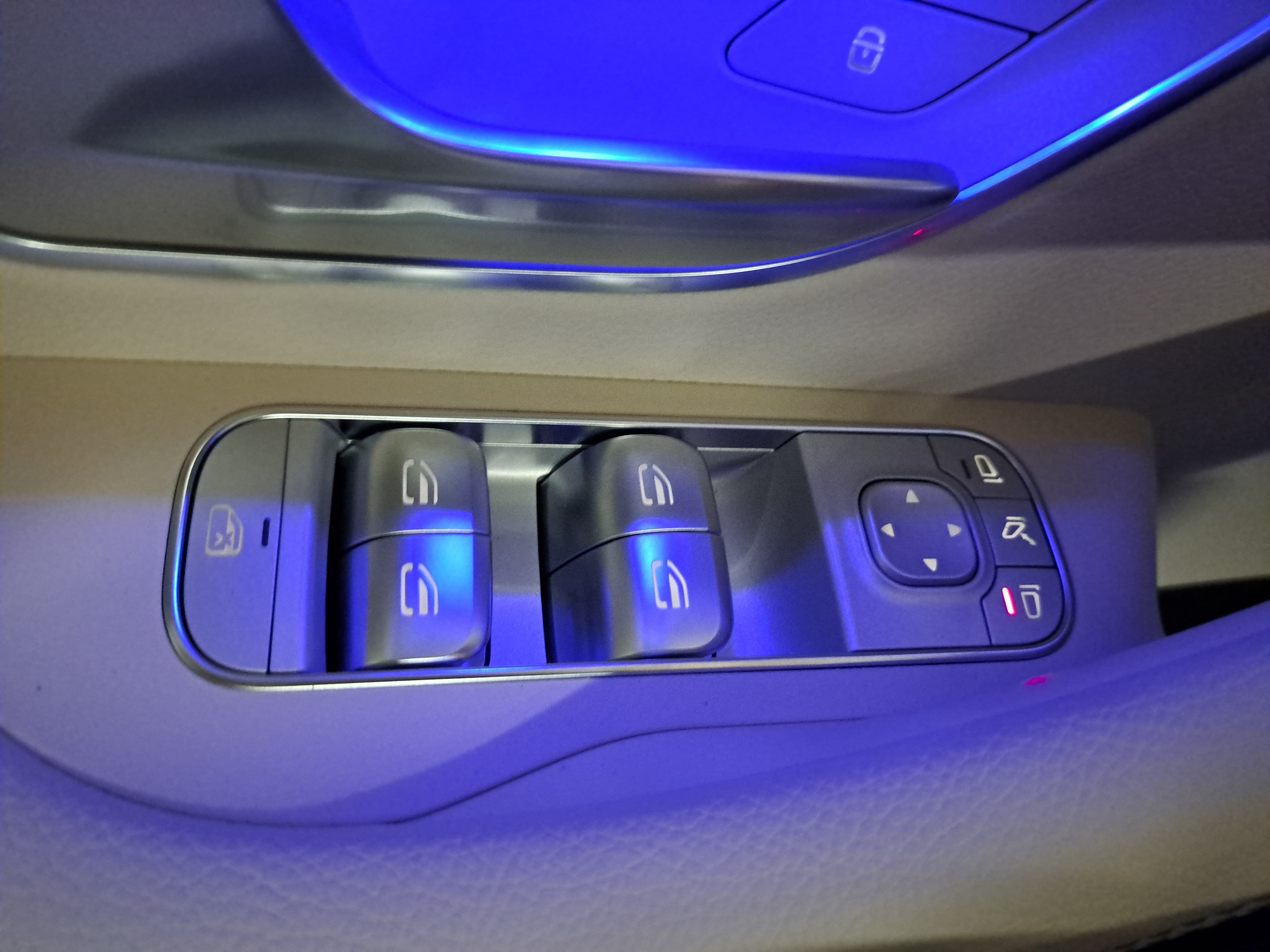 New 2026 Mercedes-Benz GLS 450 4MATIC image 30