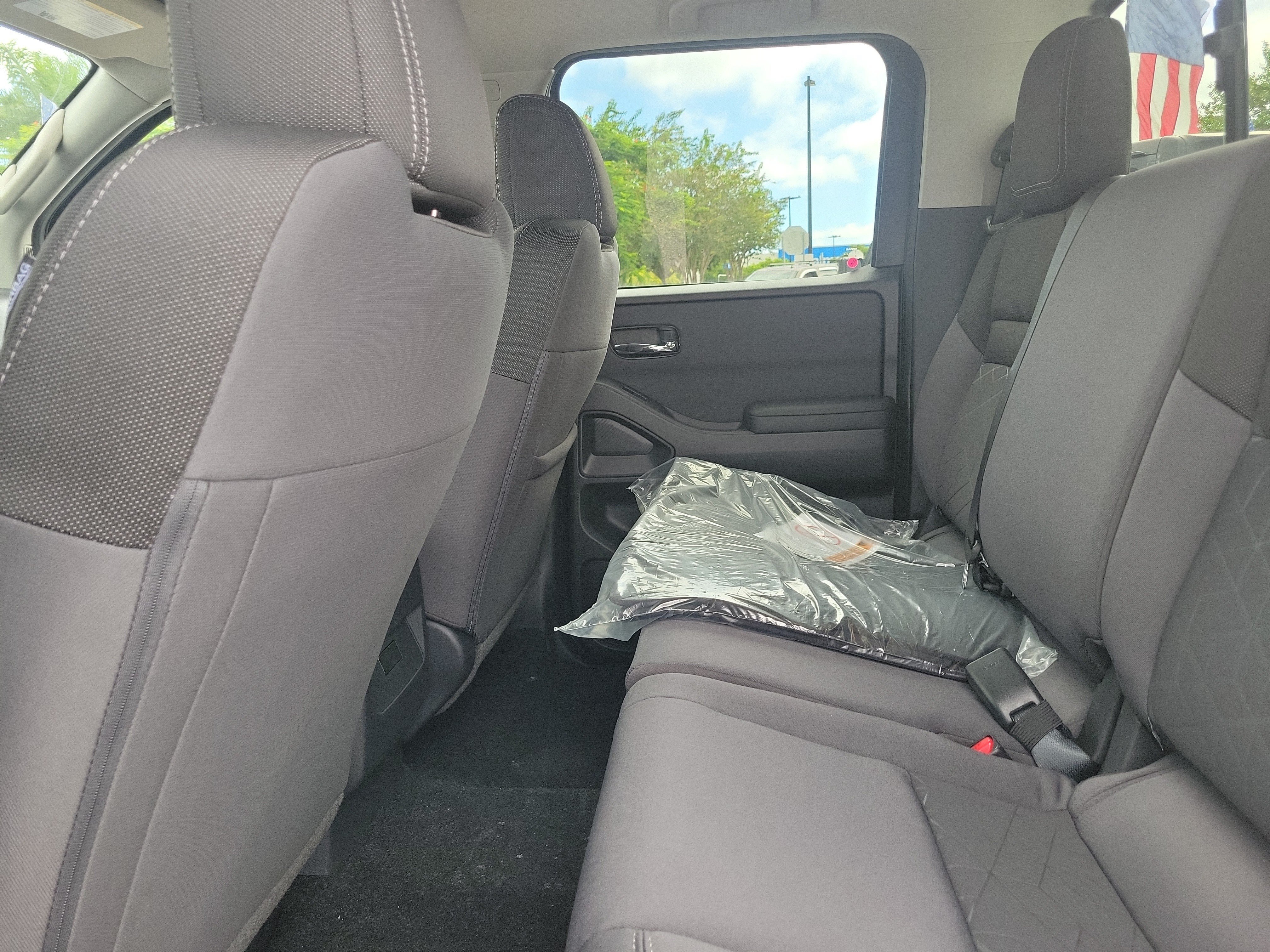 New 2027 Nissan Frontier SV RWD image 15