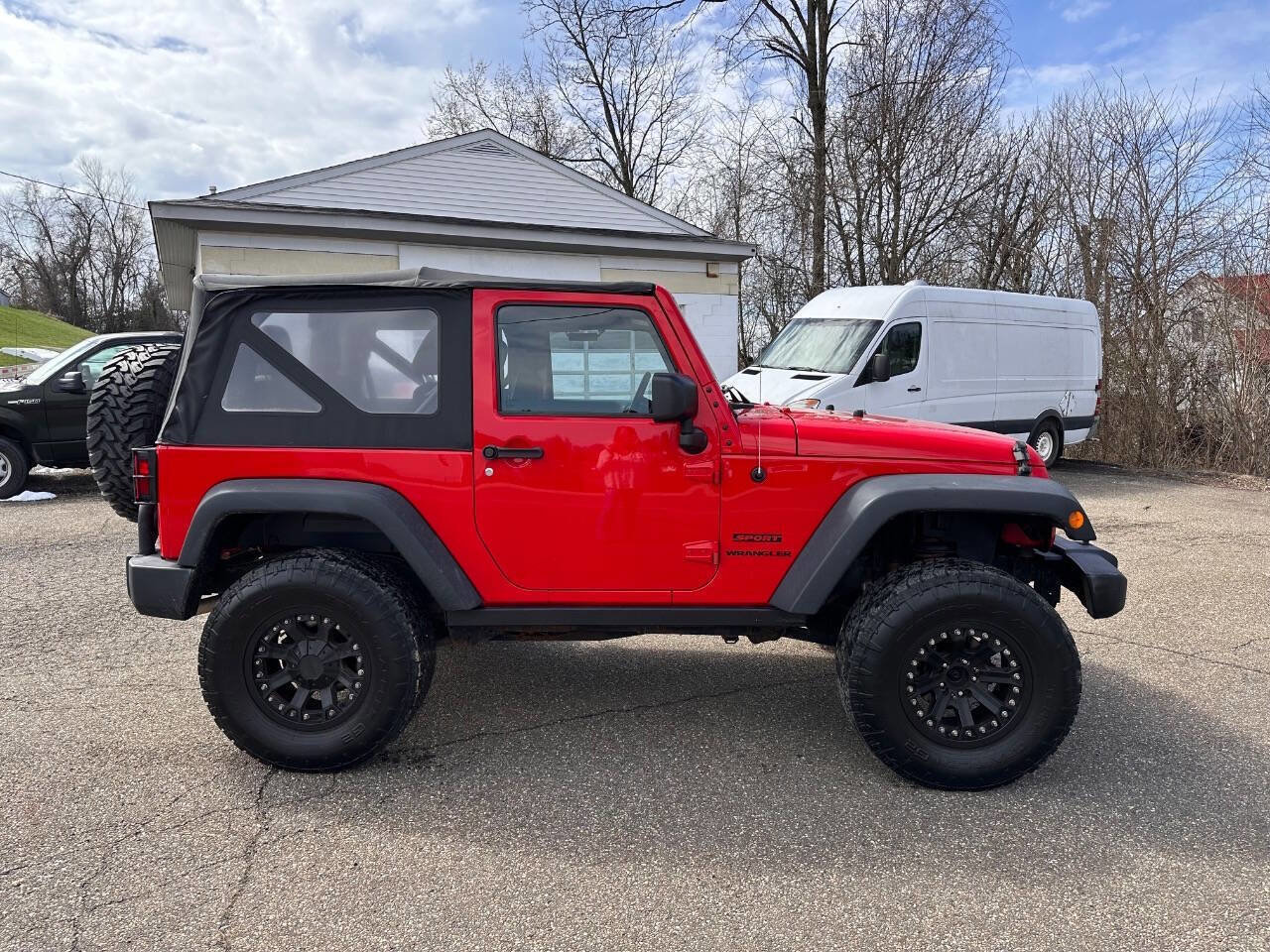 Used 2015 Jeep Wrangler Sport image 9