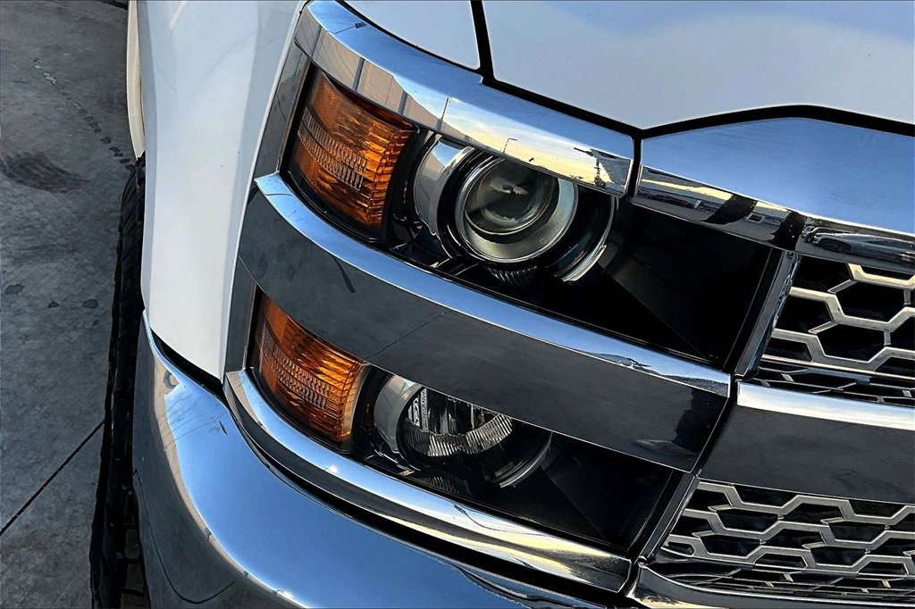 Used 2019 Chevrolet Silverado 3500 W/T image 30