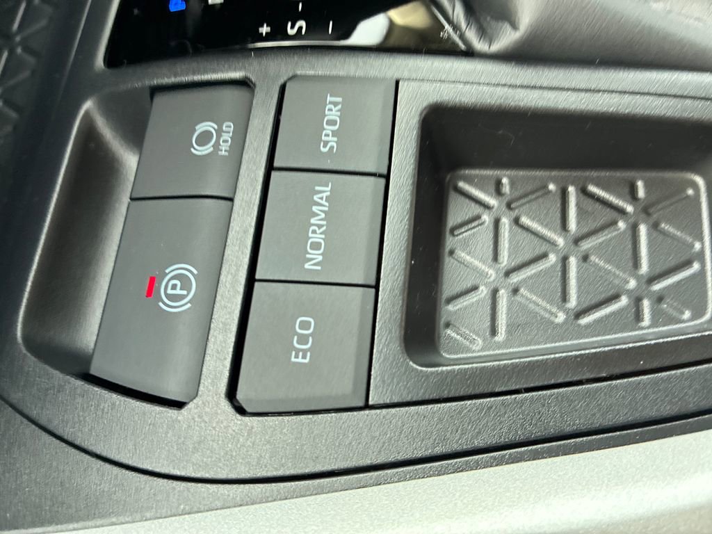 New 2025 Toyota RAV4 XLE image 39