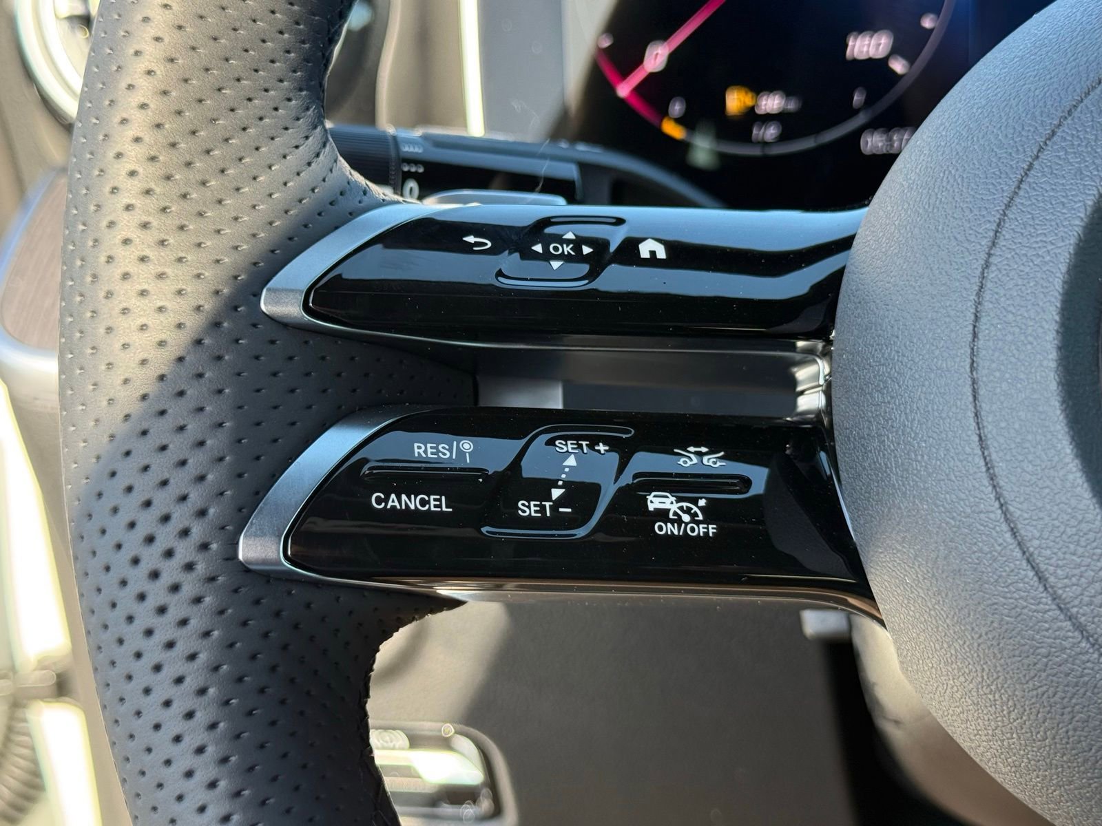 New 2026 Mercedes-Benz CLE 450 4MATIC Coupe image 23
