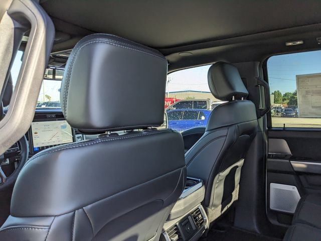 Used 2025 Ford F150 Platinum w/ Equipment Group 702A High AWD/4WD image 17