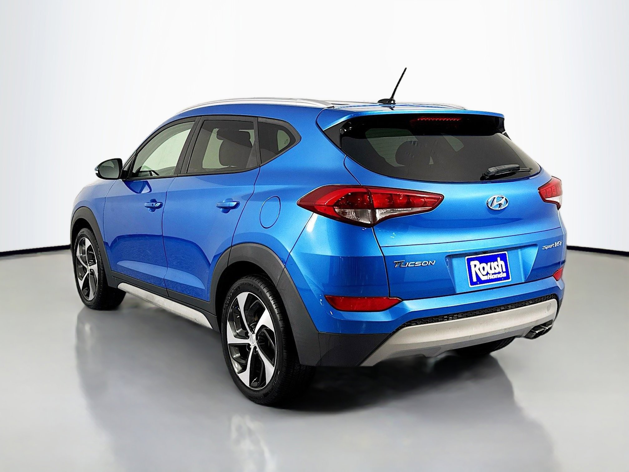 Used 2017 Hyundai Tucson Sport image 7