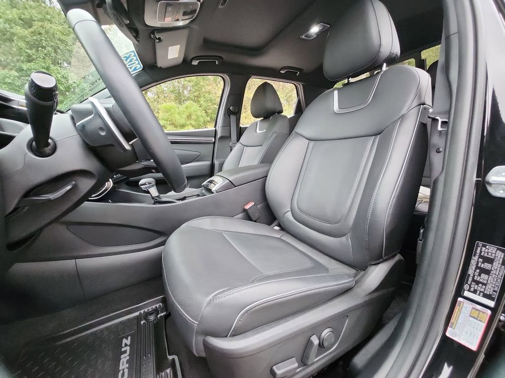 Used 2023 Hyundai Santa Cruz Limited image 24