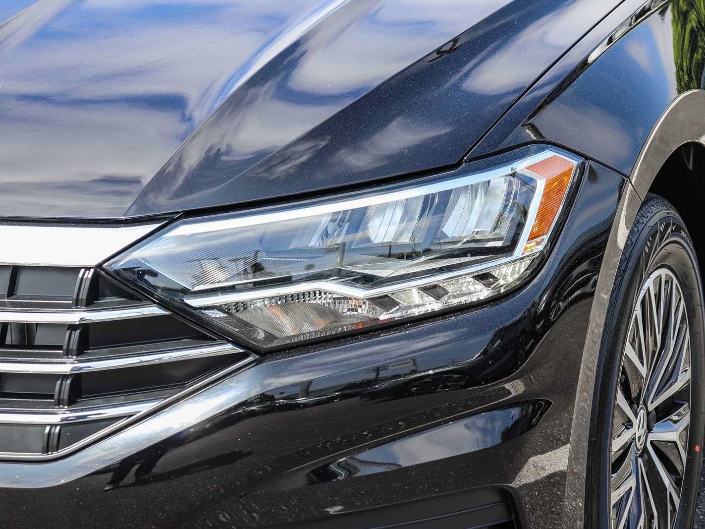 Used 2019 Volkswagen Jetta SE FWD image 7