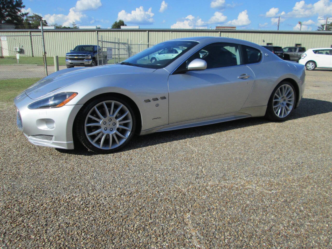 Used 2012 Maserati GranTurismo S image 2