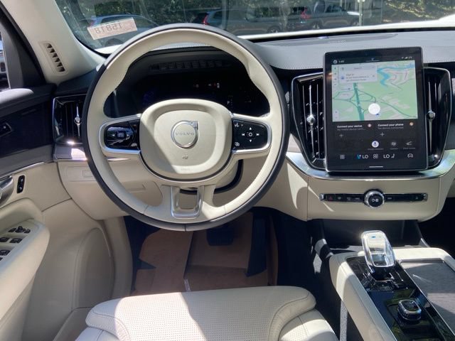 New 2026 Volvo XC90 T8 Ultra w/ Protection Package Premier AWD/4WD image 14
