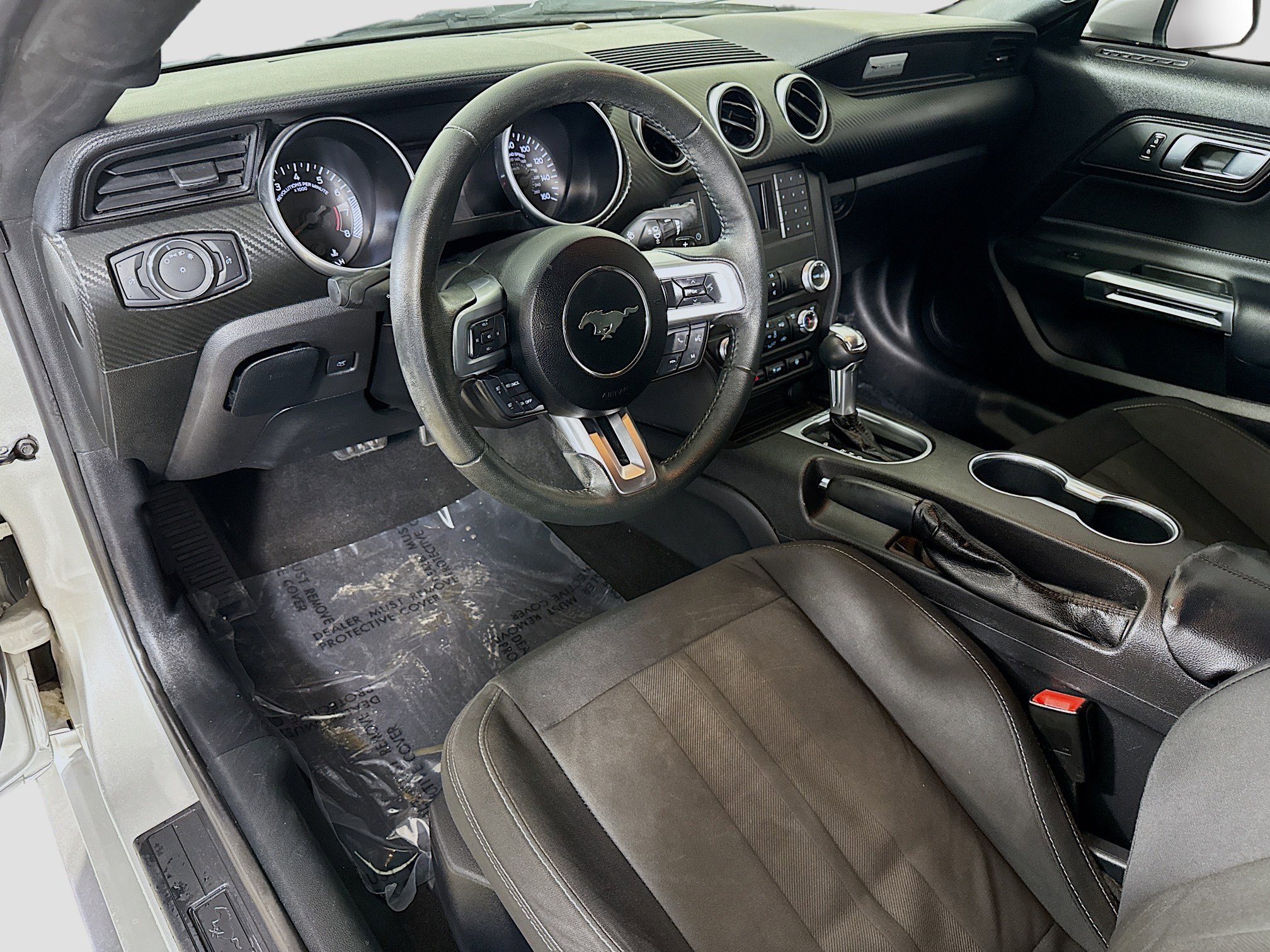 Used 2019 Ford Mustang Coupe image 23