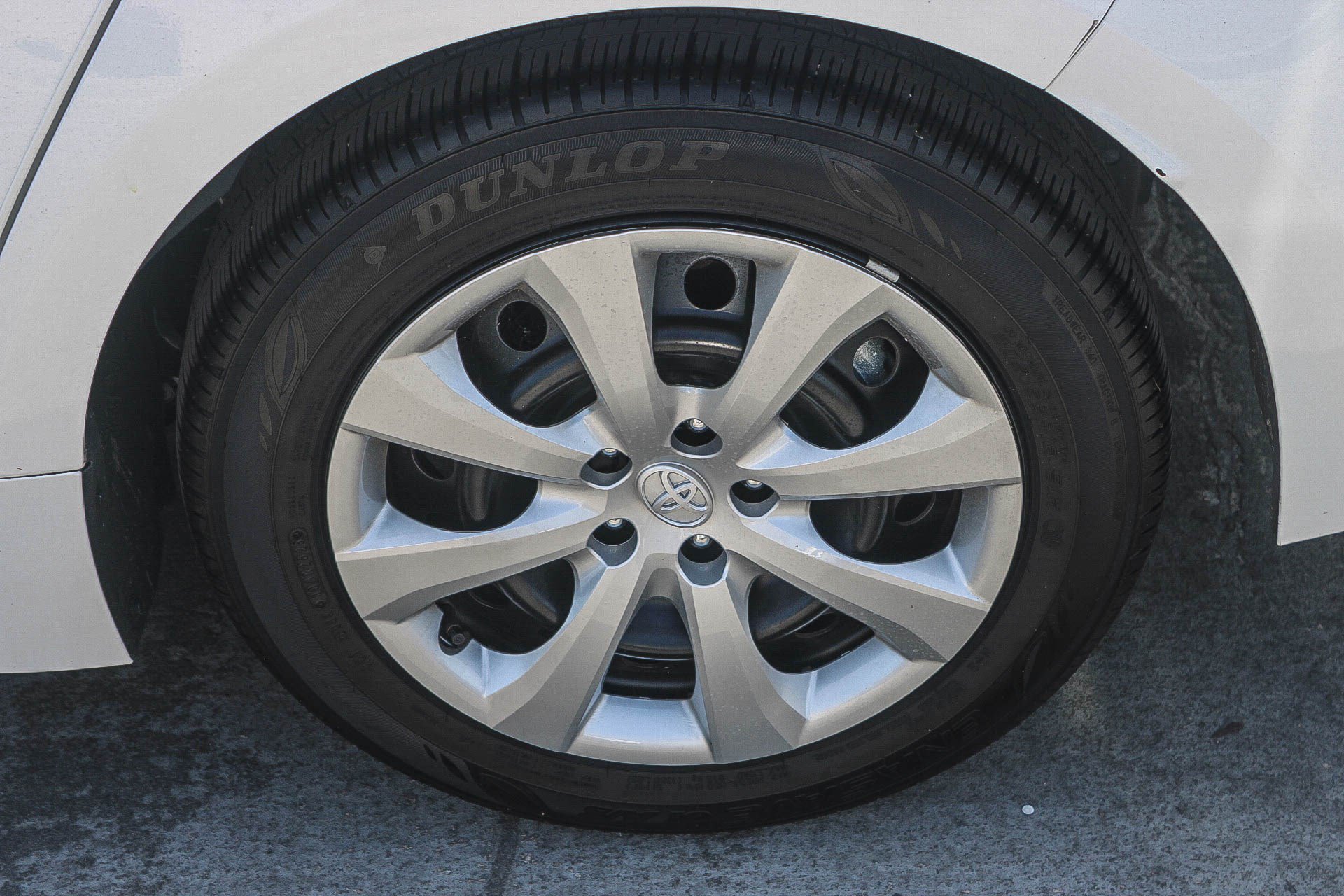 Used 2026 Toyota Corolla LE FWD image 9