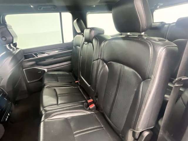 Used 2023 Jeep Wagoneer 4WD w/ Premium Group I image 8