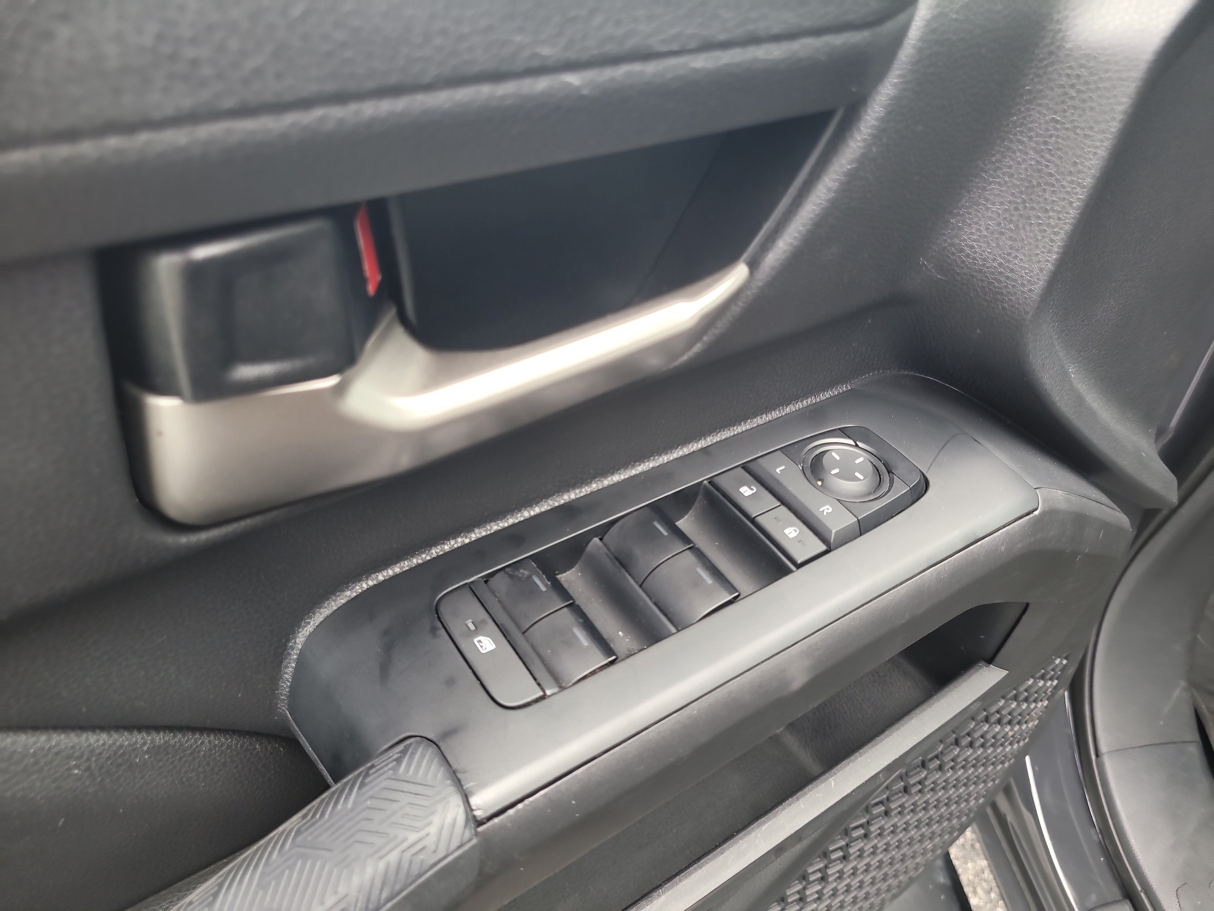Certified 2025 Toyota Tacoma TRD Sport RWD image 18