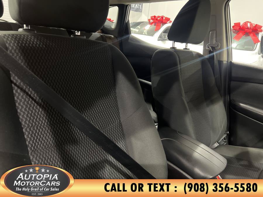 Used 2021 Nissan Rogue Sport S FWD image 15