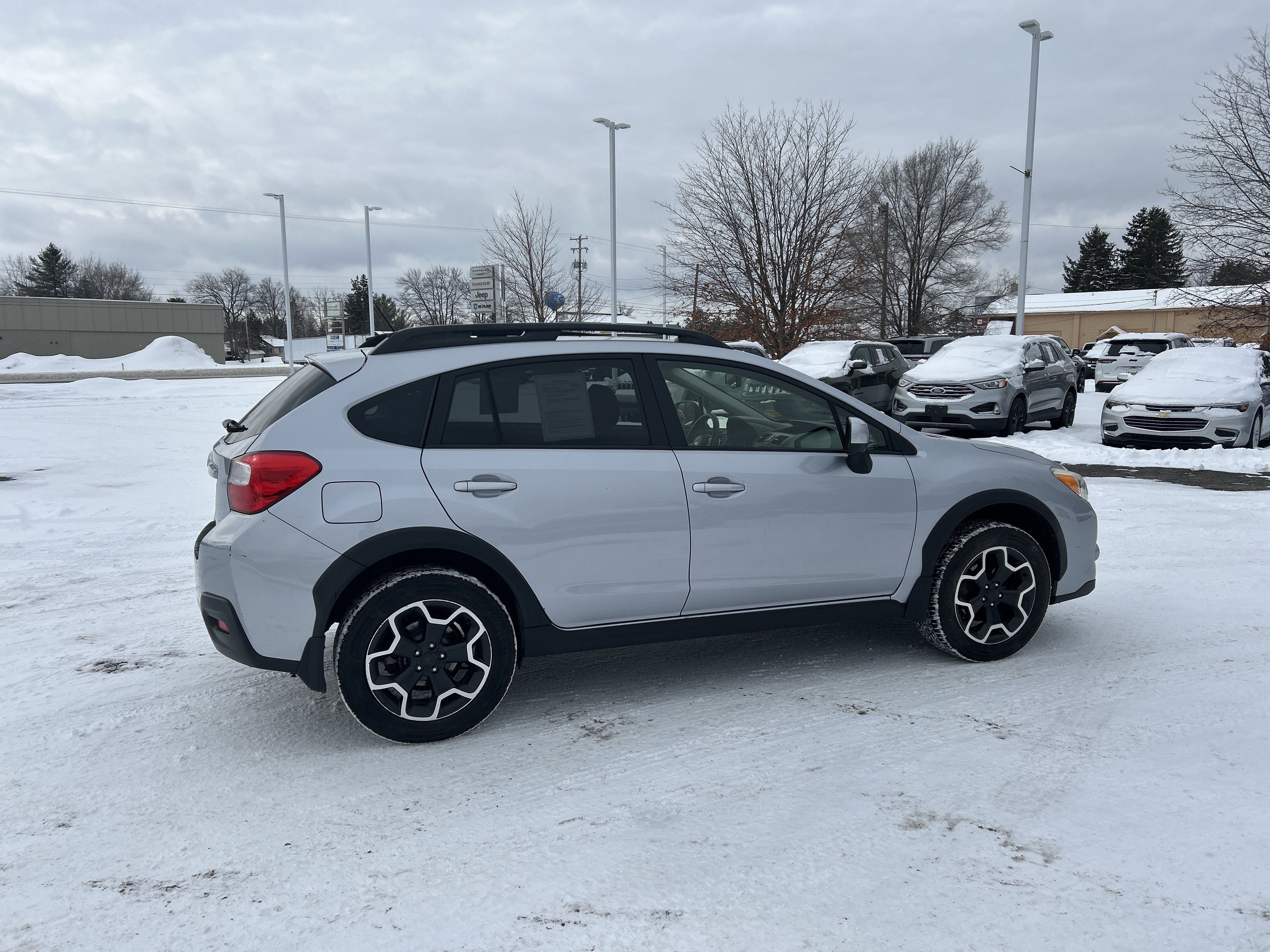 Used 2014 Subaru Crosstrek 2.0i Premium w/ Moonroof Package image 4