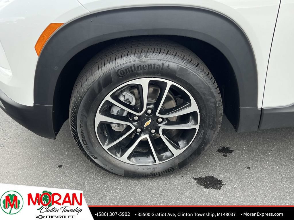 Certified 2026 Chevrolet TrailBlazer LT w/ Driver Confidence Package FWD image 11