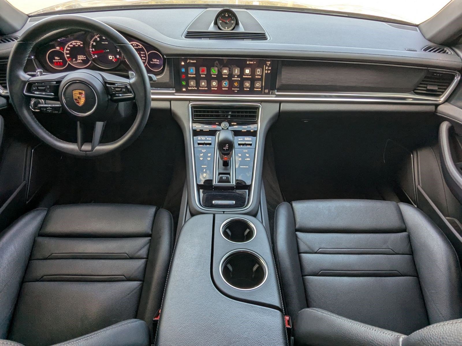 Certified 2022 Porsche Panamera Platinum Edition image 22