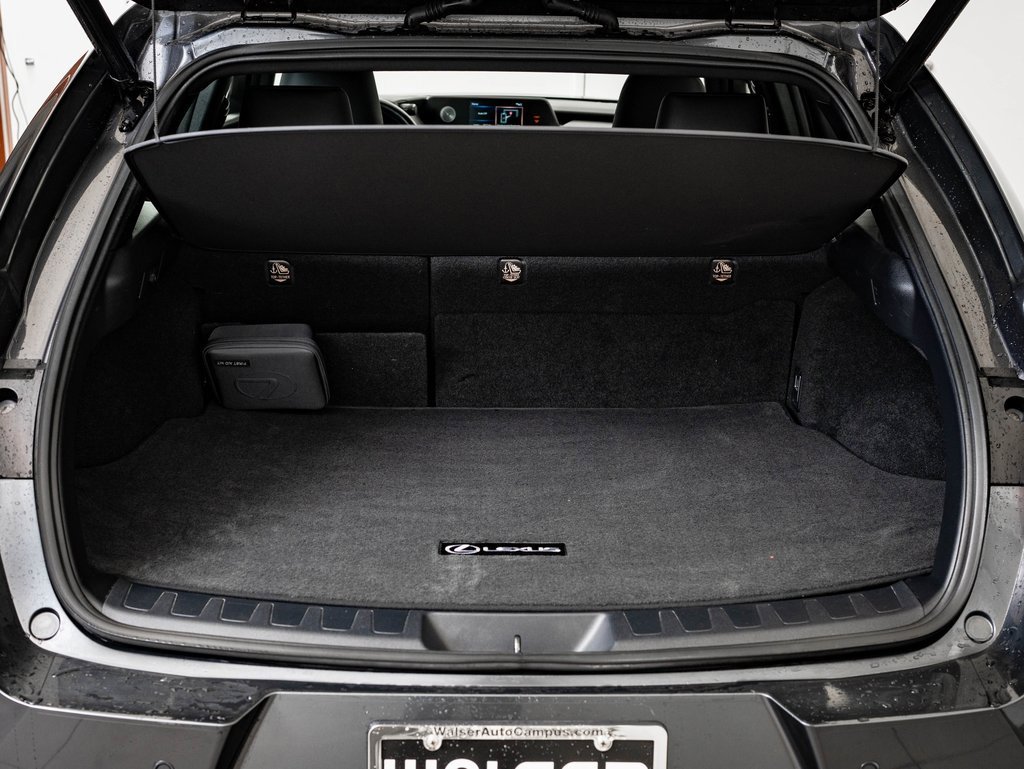 Used 2022 Lexus UX 250h w/ Premium Package image 20