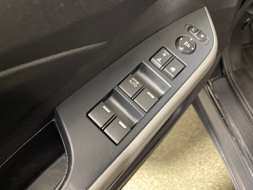 Used 2013 Honda CR-V EX-L image 18
