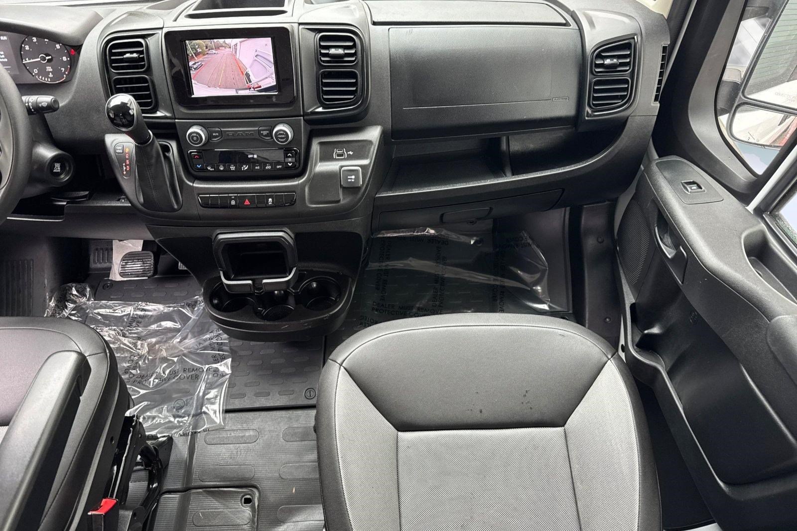Used 2025 RAM ProMaster 2500 w/ Convenience Group FWD image 16