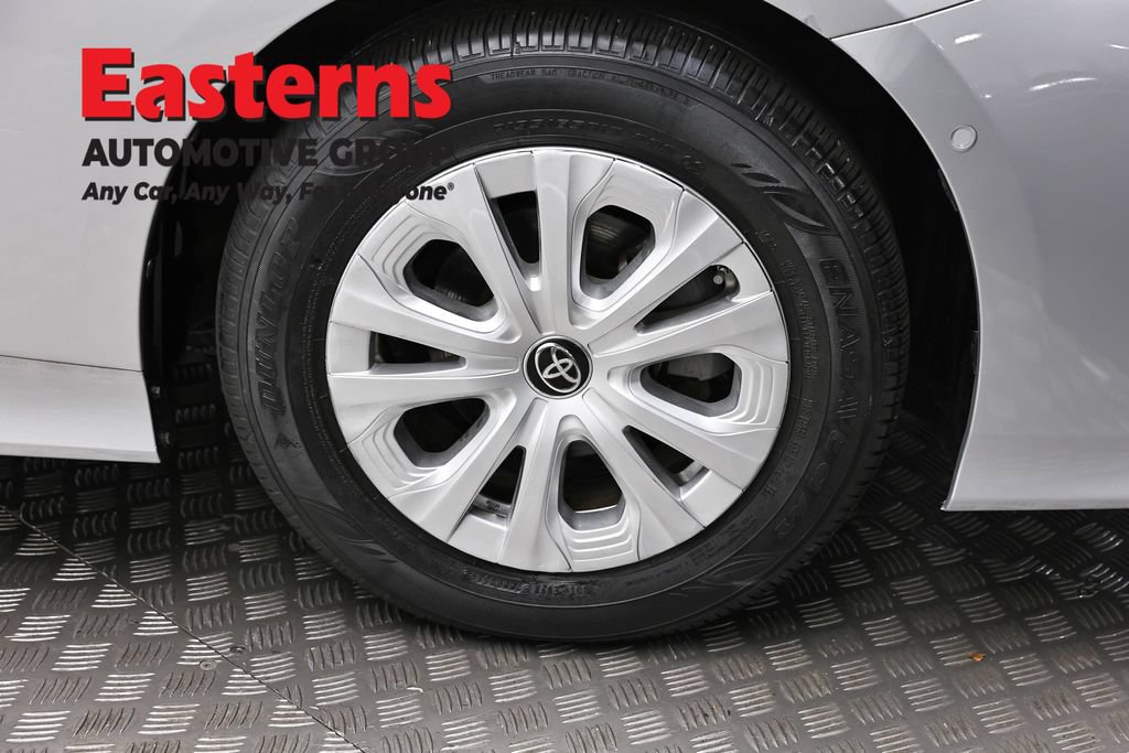 Used 2018 Toyota Prius Prime Advanced FWD image 29