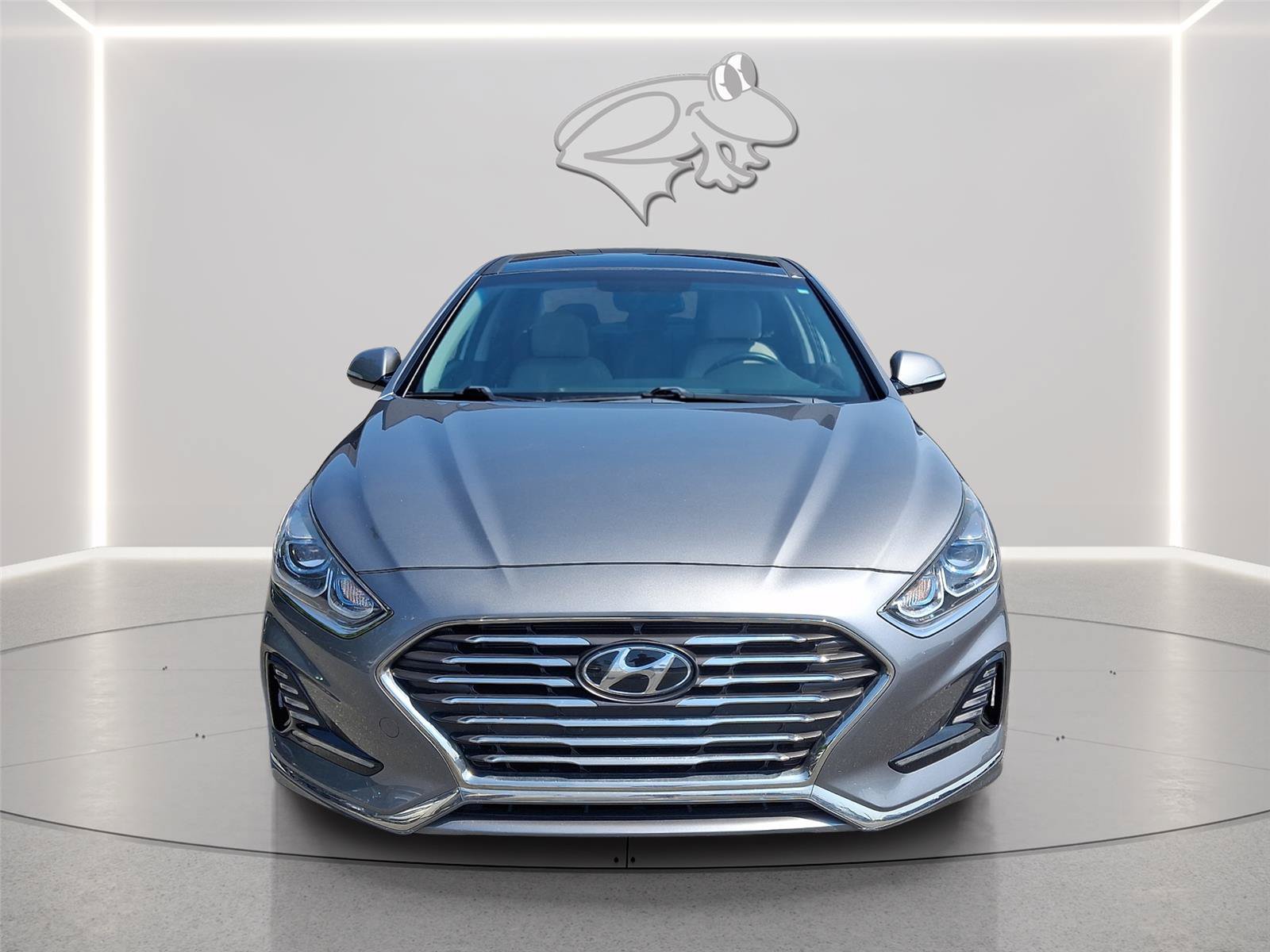 Used 2018 Hyundai Sonata Limited FWD image 2