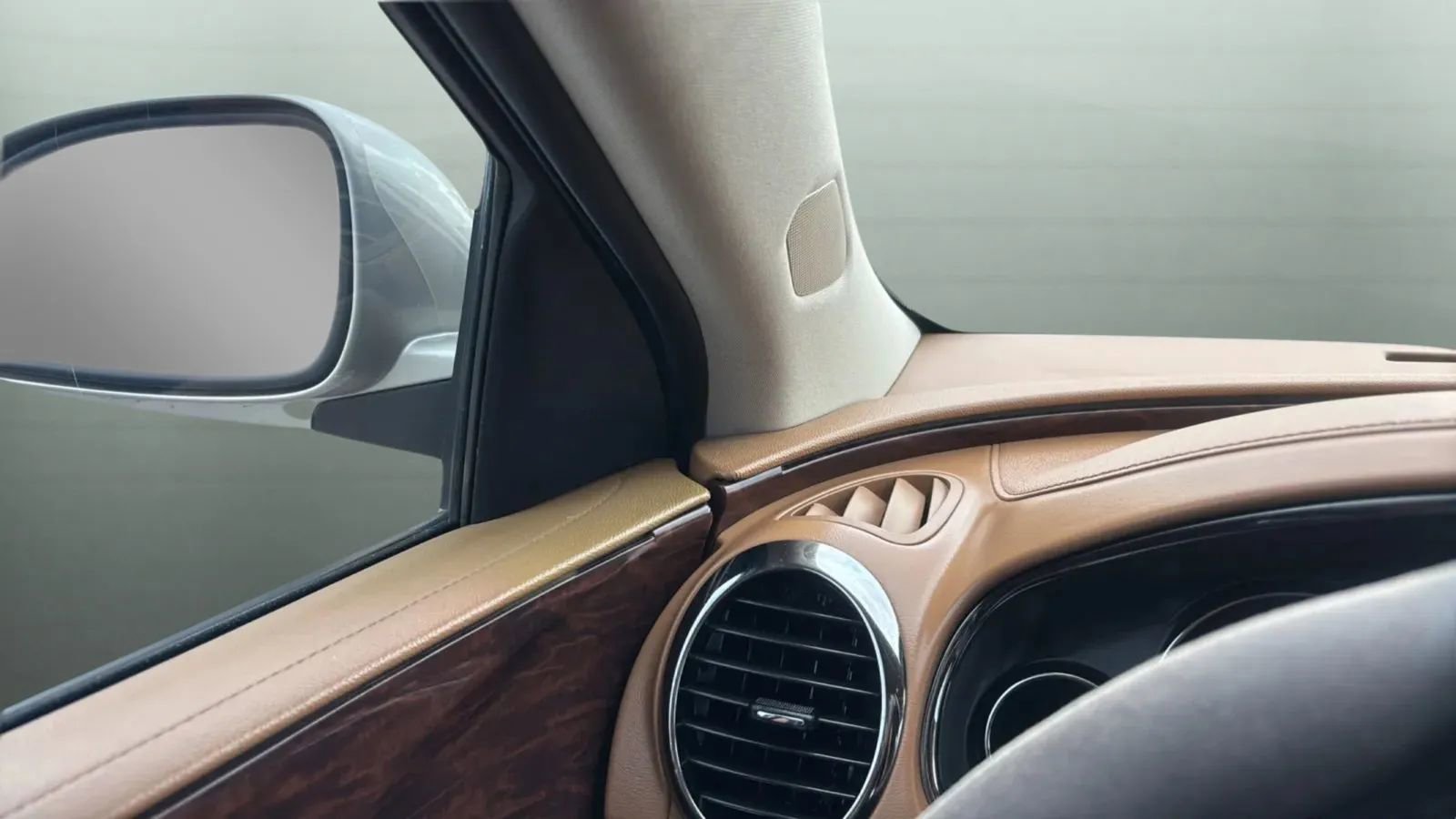 Used 2015 Buick Enclave Premium FWD image 13