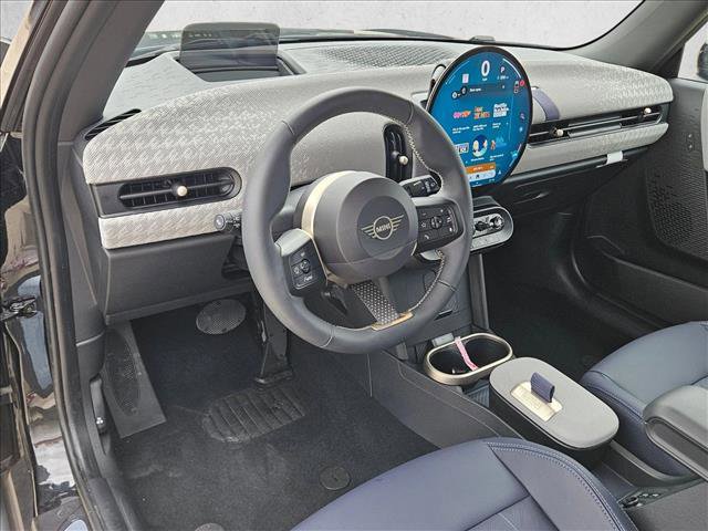 Certified 2025 MINI Cooper S image 10