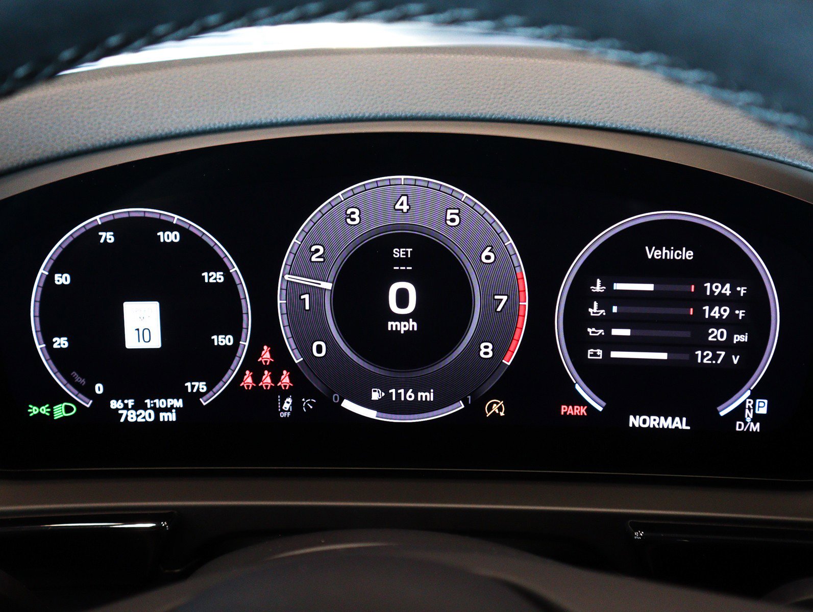 Certified 2025 Porsche Cayenne AWD/4WD image 14