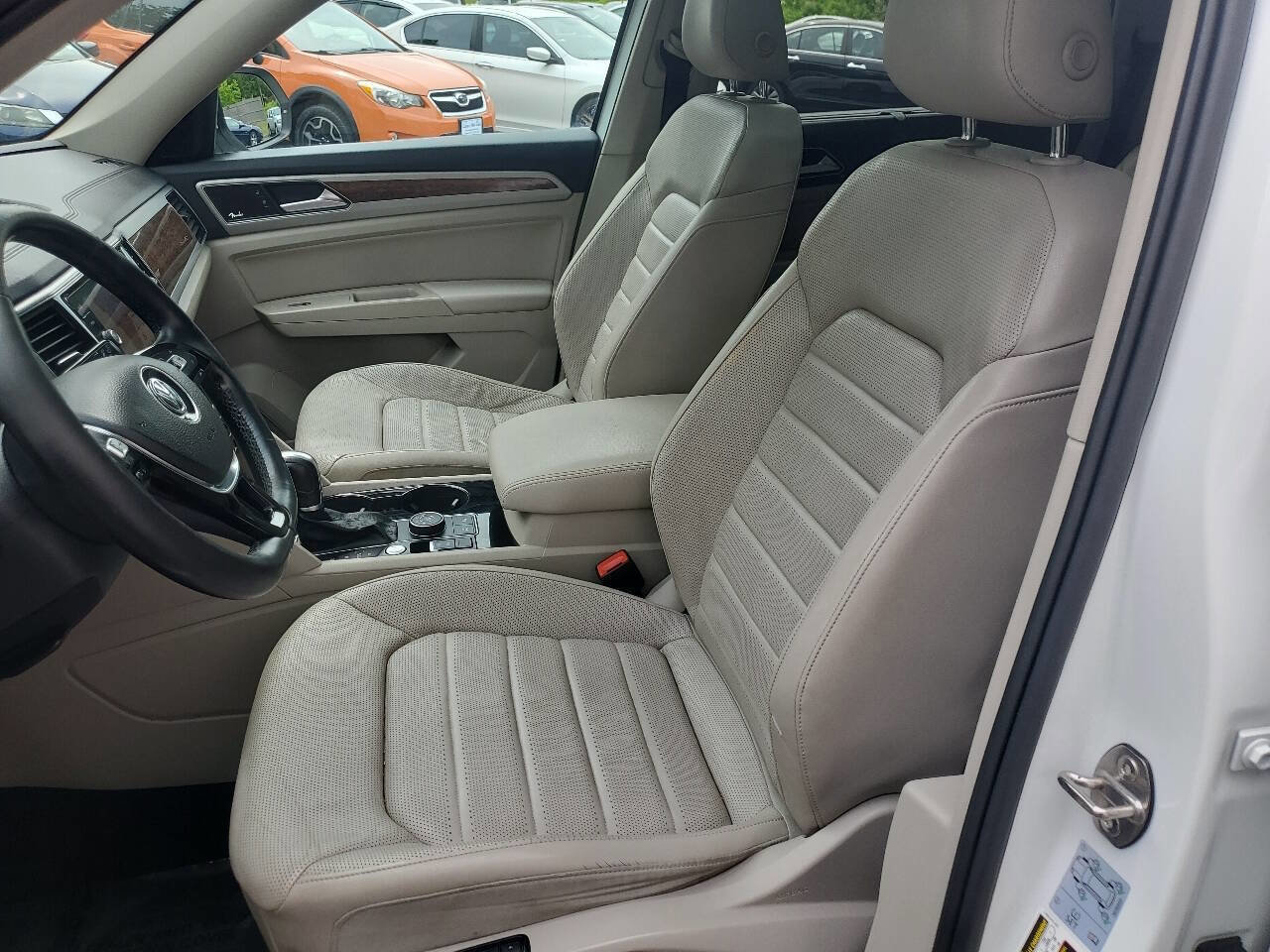 Used 2018 Volkswagen Atlas SEL Premium AWD/4WD image 9